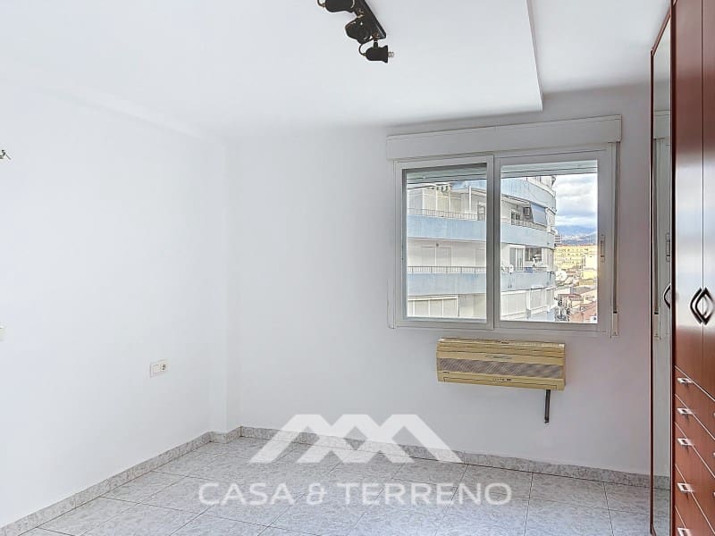 Piso de 3 habitaciones en Torre del Mar en venta - 335.000 € (Ref: 9462489)
