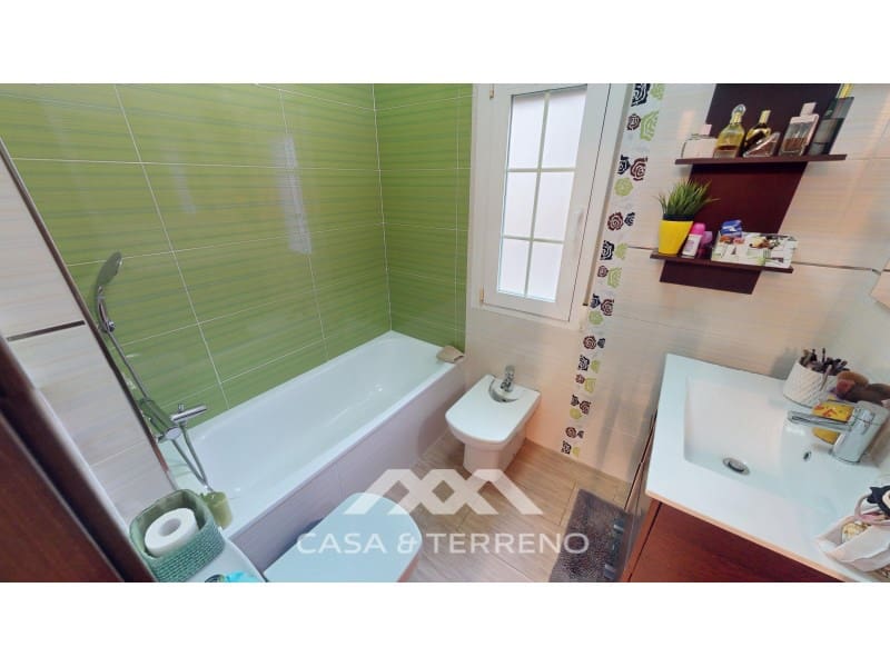 3 Zimmer Wohnung zu verkaufen in Caleta de Velez - 289.000 € (Ref: 9474980)