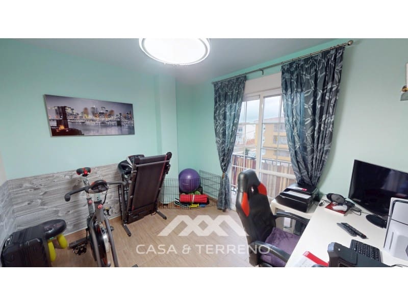 3 Zimmer Wohnung zu verkaufen in Caleta de Velez - 289.000 € (Ref: 9474980)