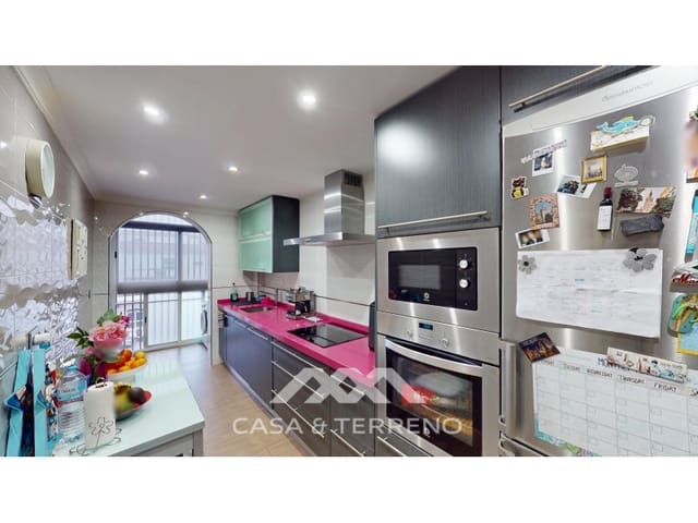 3 Zimmer Wohnung zu verkaufen in Caleta de Vélez, Vélez-Málaga - 289.000 € (Ref: 9474980)