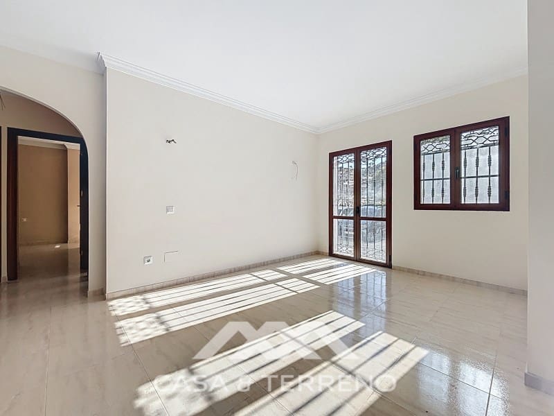 Apartment for sale in Algarrobo - € 480,000 (Ref: 9474982)