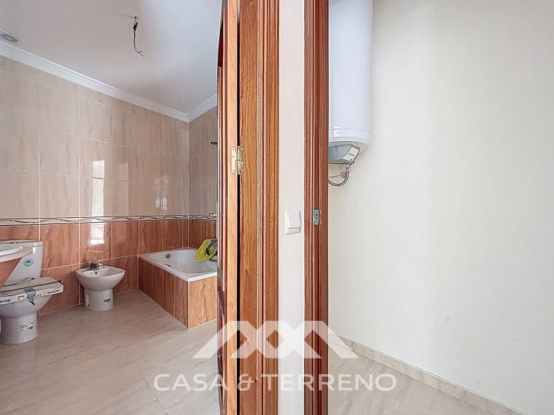 Apartment for sale in Algarrobo - € 480,000 (Ref: 9474982)