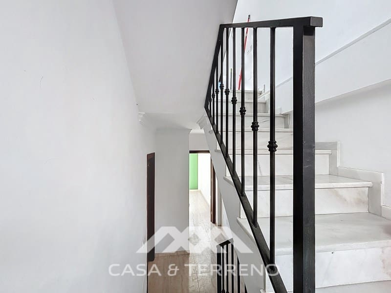 Apartment for sale in Algarrobo - € 480,000 (Ref: 9474982)