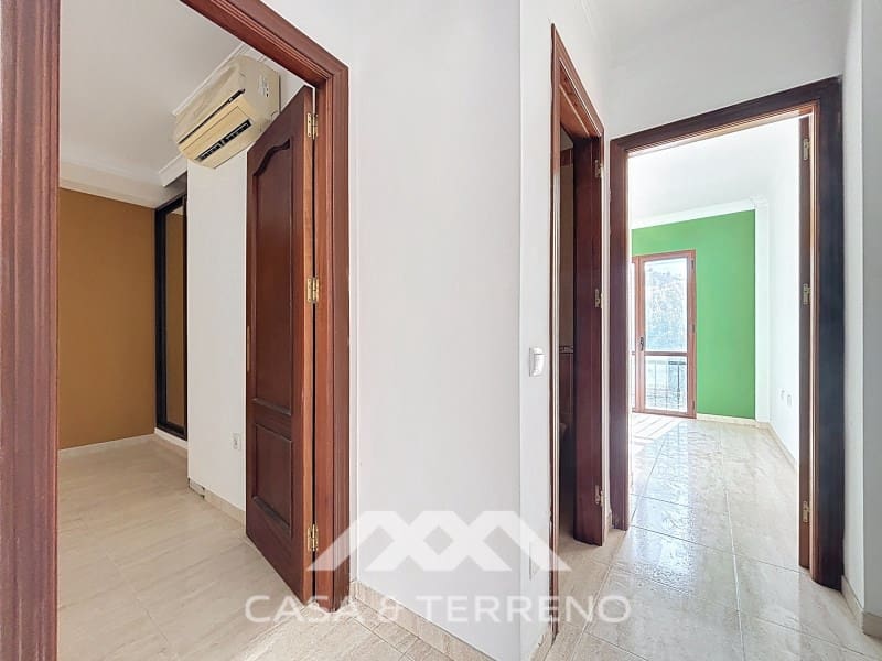 Apartment for sale in Algarrobo - € 480,000 (Ref: 9474982)