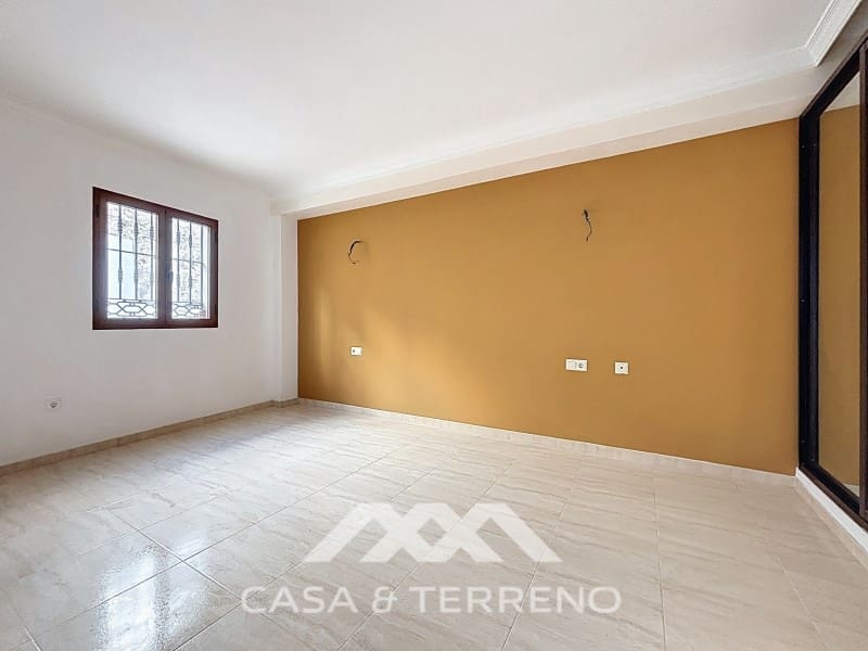 Apartment for sale in Algarrobo - € 480,000 (Ref: 9474982)