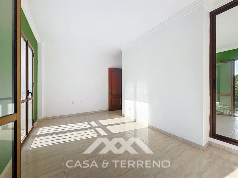 Apartment for sale in Algarrobo - € 480,000 (Ref: 9474982)