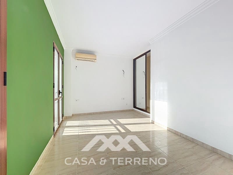 Apartment for sale in Algarrobo - € 480,000 (Ref: 9474982)