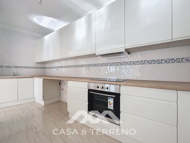 Huoneisto myytävänä paikassa Algarrobo - 480 000 € (Ref: 9474982)