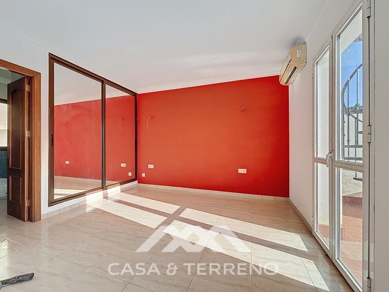 Apartment for sale in Algarrobo - € 480,000 (Ref: 9474982)