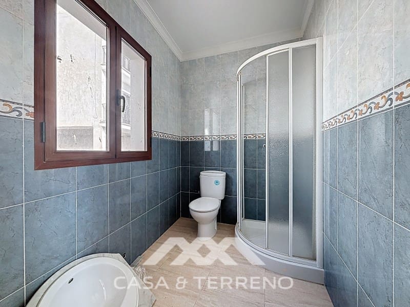 Apartment for sale in Algarrobo - € 480,000 (Ref: 9474982)