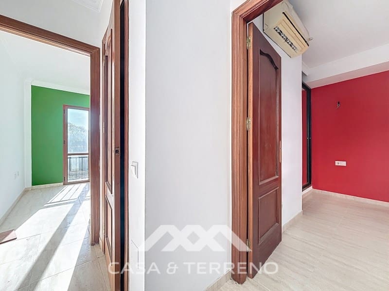 Apartment for sale in Algarrobo - € 480,000 (Ref: 9474982)