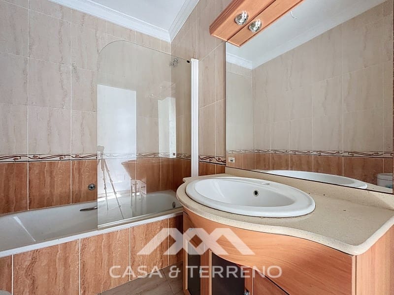 Apartment for sale in Algarrobo - € 480,000 (Ref: 9474982)