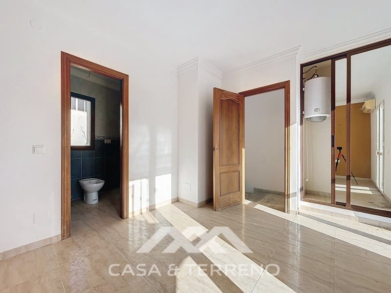 Apartment for sale in Algarrobo - € 480,000 (Ref: 9474982)