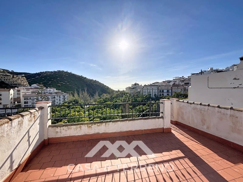 Apartment for sale in Algarrobo - € 480,000 (Ref: 9474982)