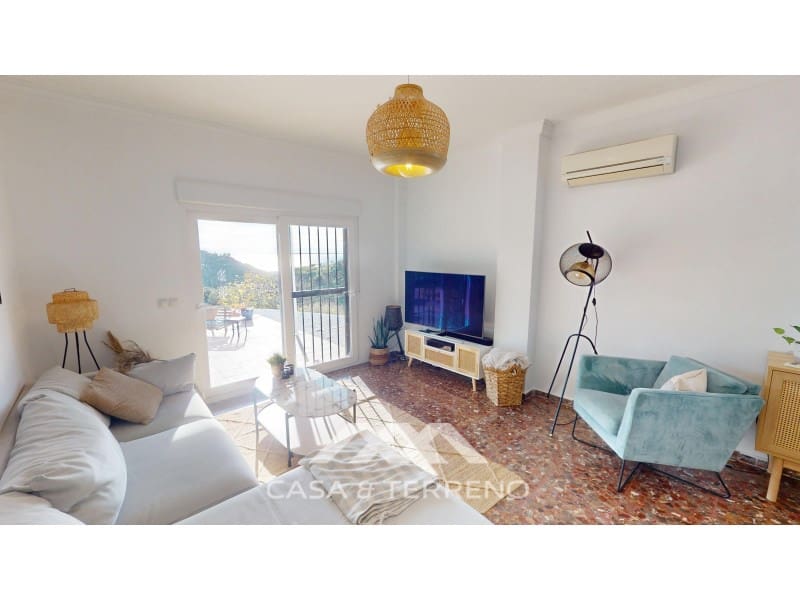 2 soveværelse Villa til salg i Moclinejo med swimmingpool - € 348.000 (Ref: 9483564)