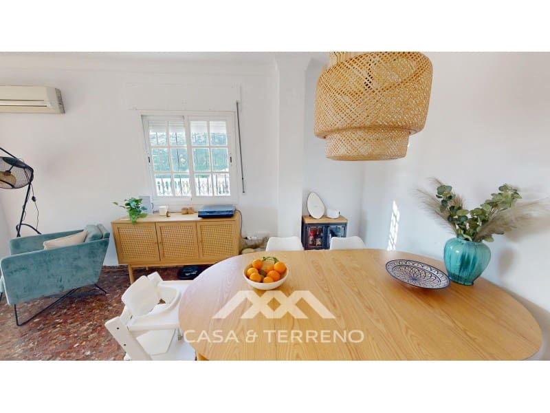 2 soveværelse Villa til salg i Moclinejo med swimmingpool - € 348.000 (Ref: 9483564)