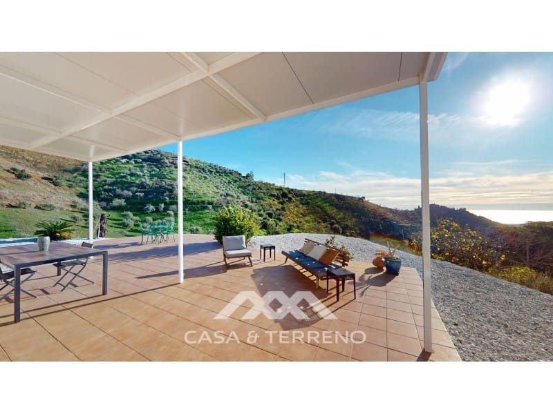 2 soveværelse Villa til salg i Moclinejo med swimmingpool - € 348.000 (Ref: 9483564)