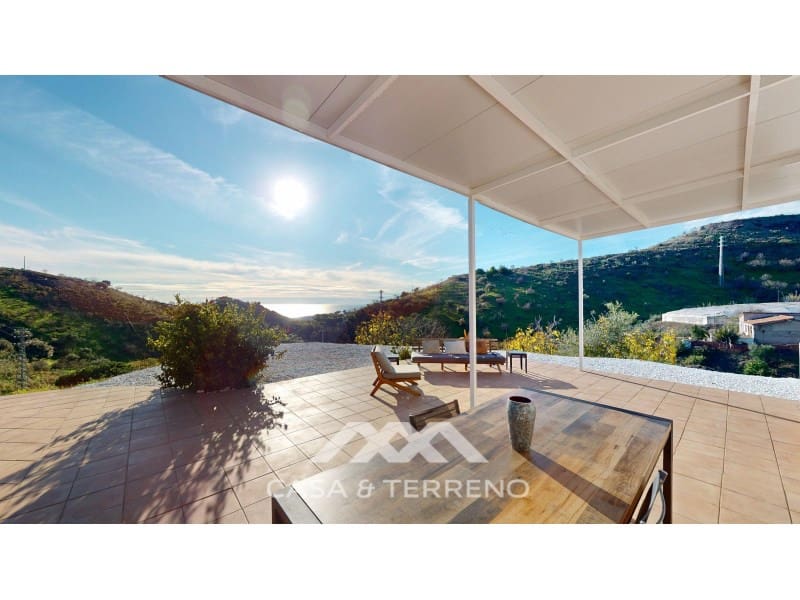 2 soveværelse Villa til salg i Moclinejo med swimmingpool - € 348.000 (Ref: 9483564)