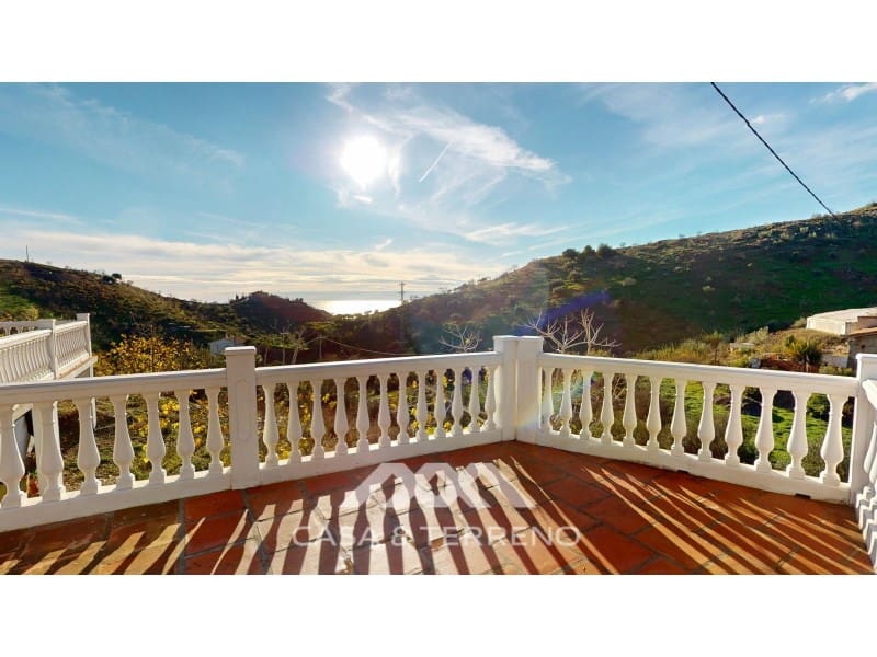 2 soveværelse Villa til salg i Moclinejo med swimmingpool - € 348.000 (Ref: 9483564)