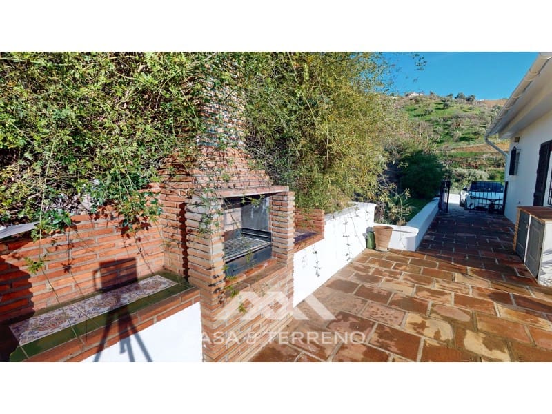 2 soveværelse Villa til salg i Moclinejo med swimmingpool - € 348.000 (Ref: 9483564)