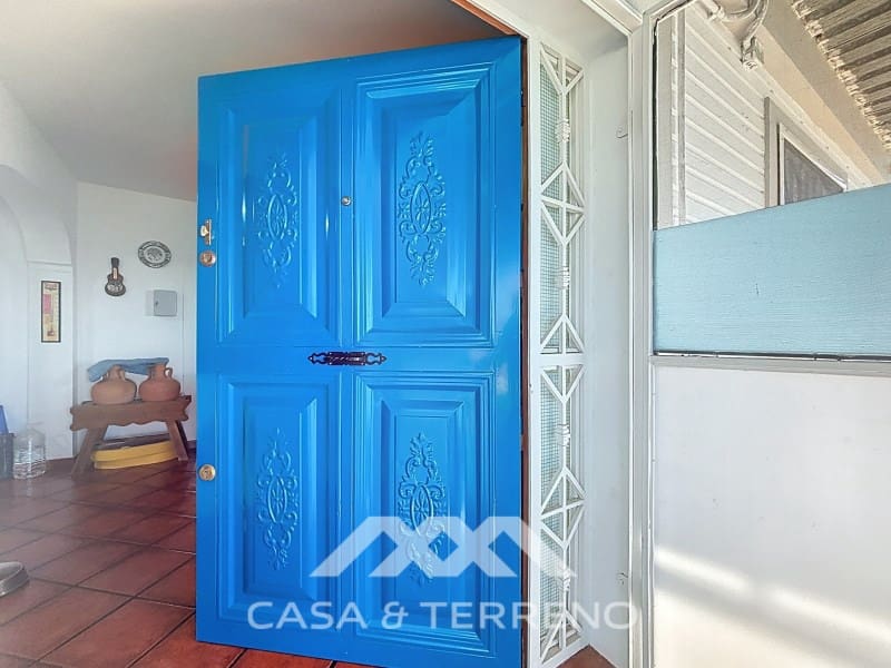 2 bedroom Villa for sale in Velez-Malaga - € 795,000 (Ref: 9497532)