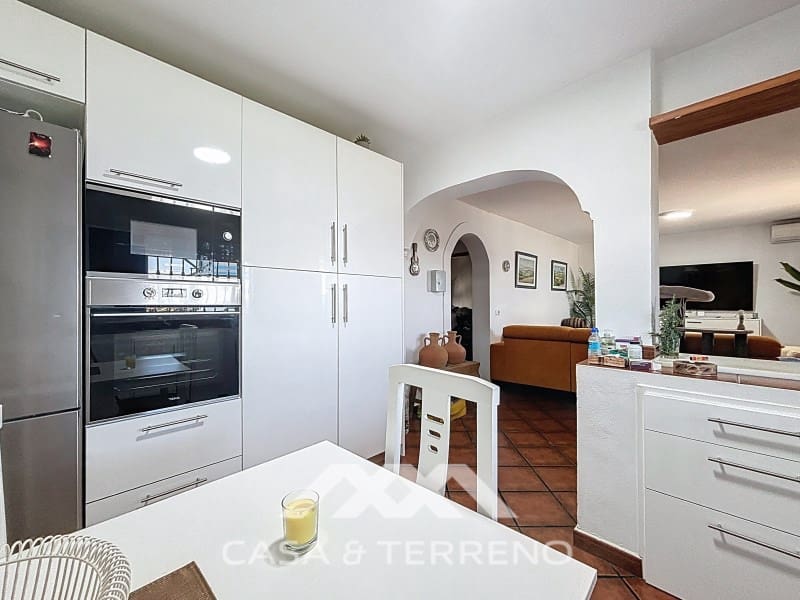 2 bedroom Villa for sale in Velez-Malaga - € 795,000 (Ref: 9497532)