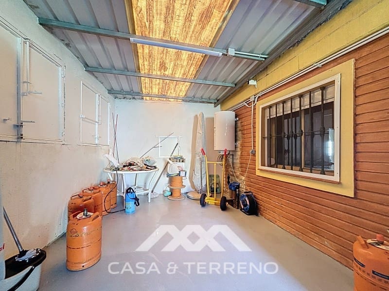 2 bedroom Villa for sale in Velez-Malaga - € 795,000 (Ref: 9497532)