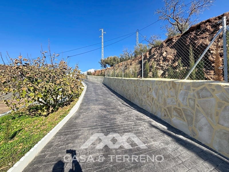 2 bedroom Villa for sale in Velez-Malaga - € 795,000 (Ref: 9497532)