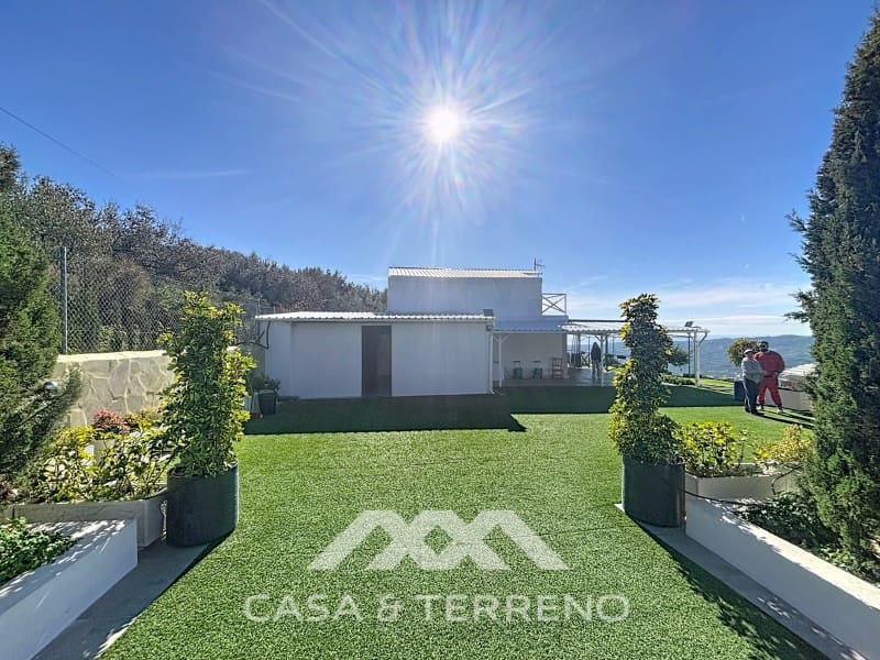 2 bedroom Villa for sale in Velez-Malaga - € 795,000 (Ref: 9497532)