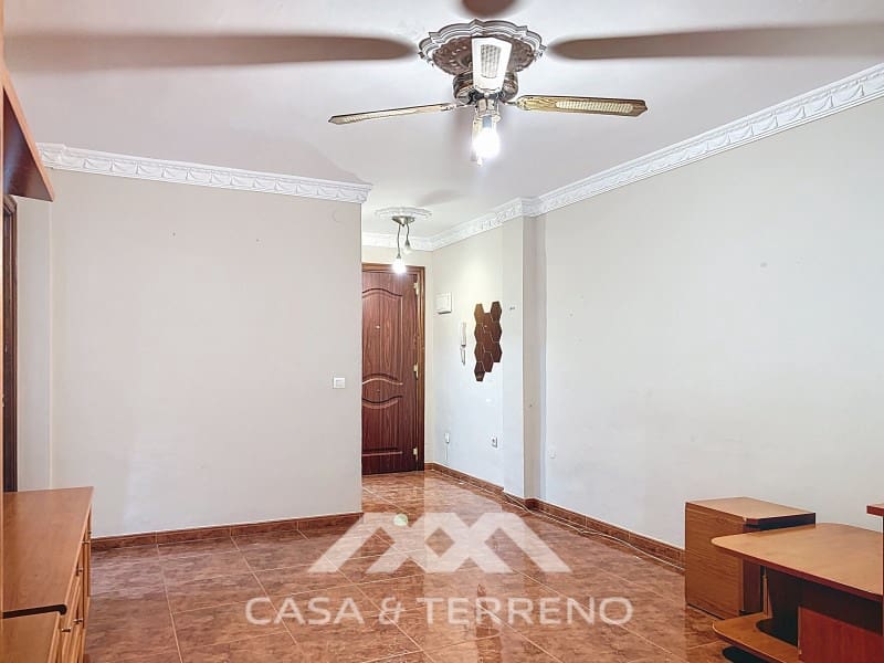 3 bedroom Flat for sale in Velez-Malaga with pool - € 215,000 (Ref: 9497533)