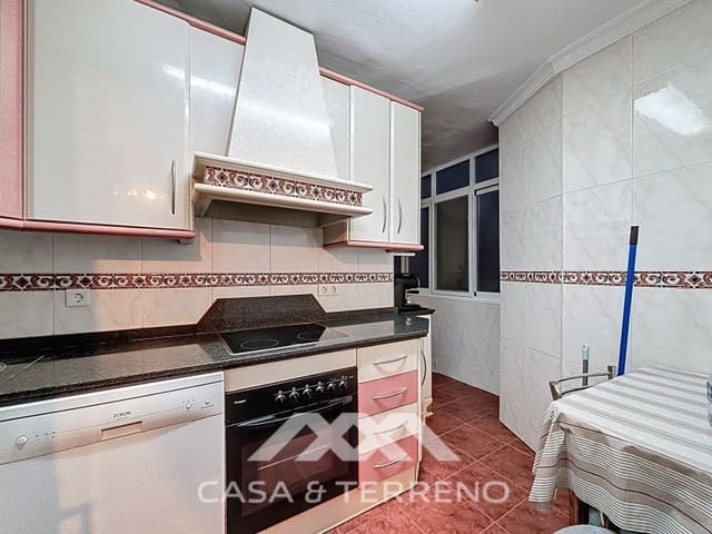 3 sovrum Lägenhet till salu i Vélez-Málaga med pool - 215 000 € (Ref: 9497533)