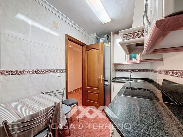 3 sovrum Lägenhet till salu i Vélez-Málaga med pool - 215 000 € (Ref: 9497533)
