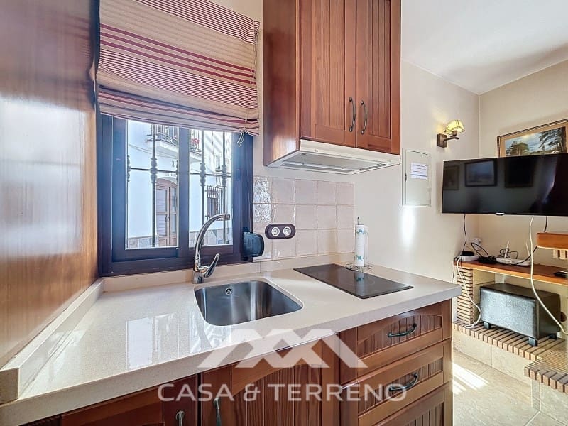 Maison de Ville de 1 chambre à louer à Sayalonga - 450 € (Ref: 9504727)