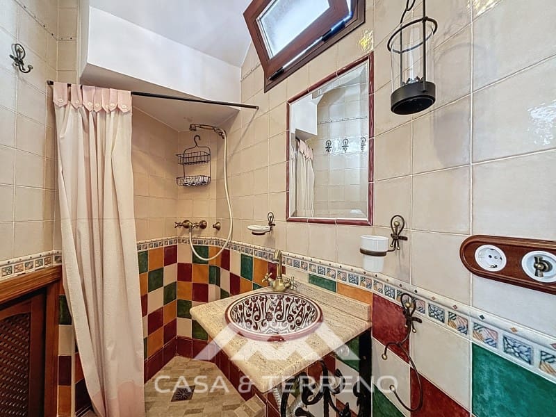 Maison de Ville de 1 chambre à louer à Sayalonga - 450 € (Ref: 9504727)