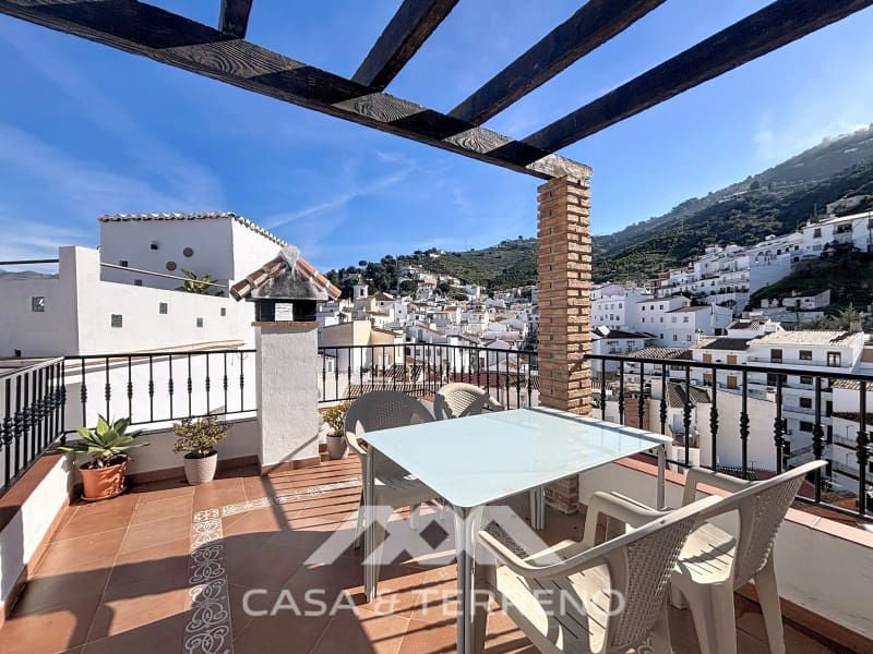 Maison de Ville de 1 chambre à louer à Sayalonga - 450 € (Ref: 9504727)