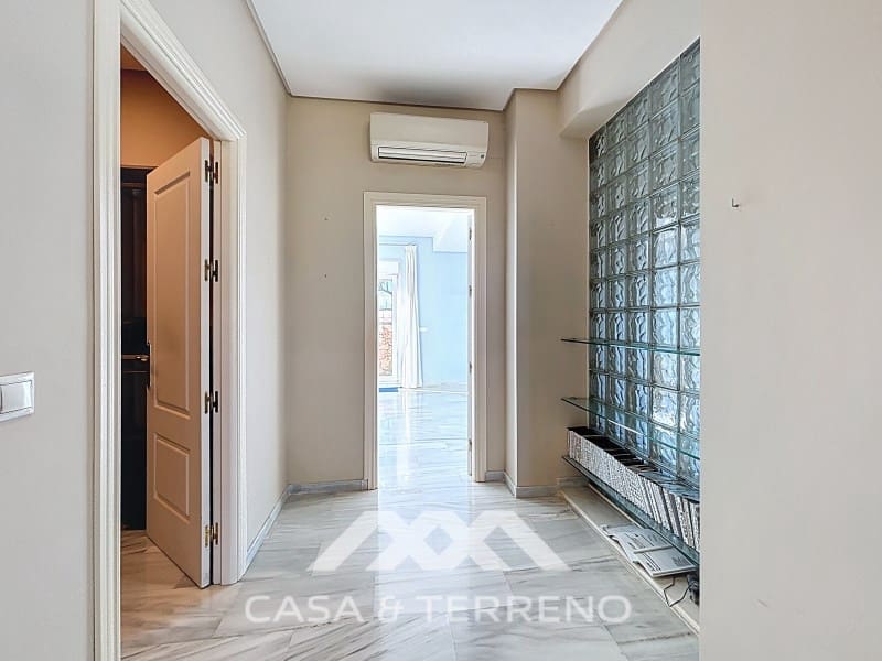 3 bedroom Villa for sale in Almayate with pool garage - € 630,000 (Ref: 9504728)