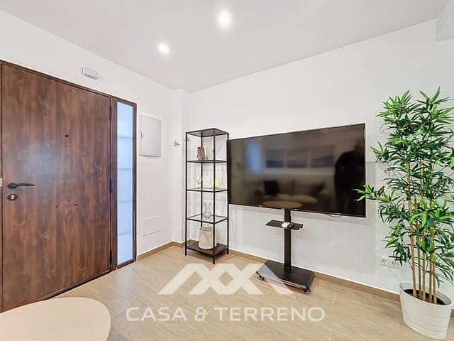 3 camera da letto Casa da affittare in Sayalonga - 850 € (Rif: 9504729)