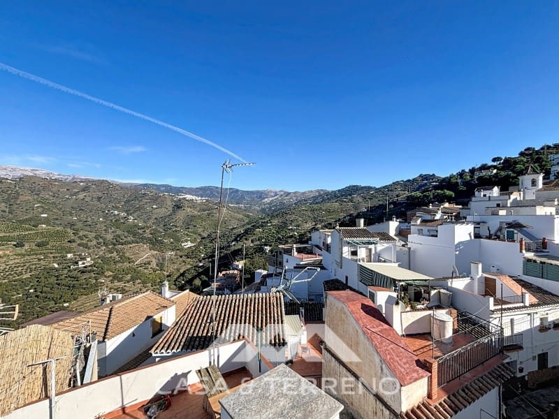 Maison de Ville de 3 chambres à louer à Sayalonga - 850 € (Ref: 9504729)