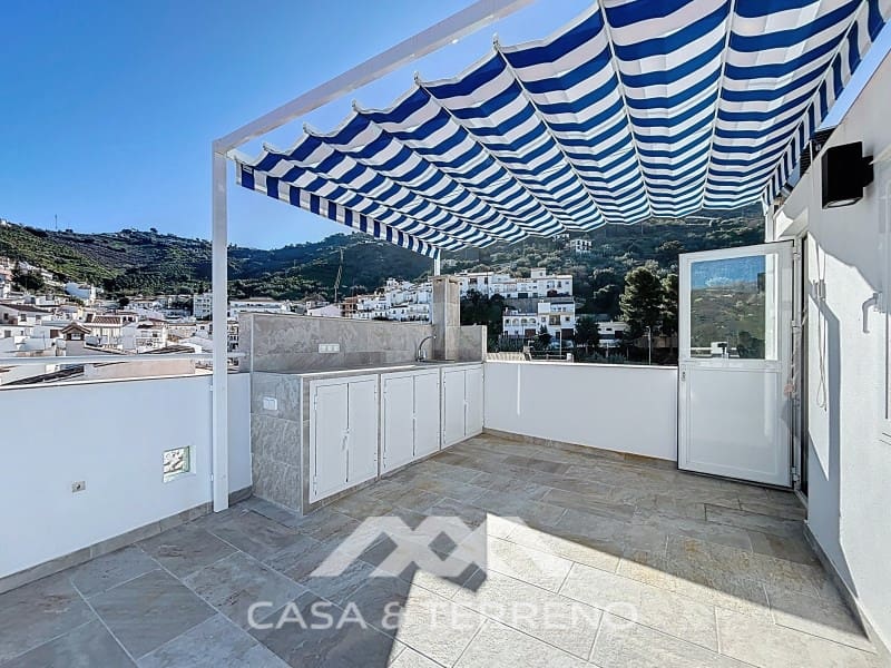 Maison de Ville de 3 chambres à louer à Sayalonga - 850 € (Ref: 9504729)