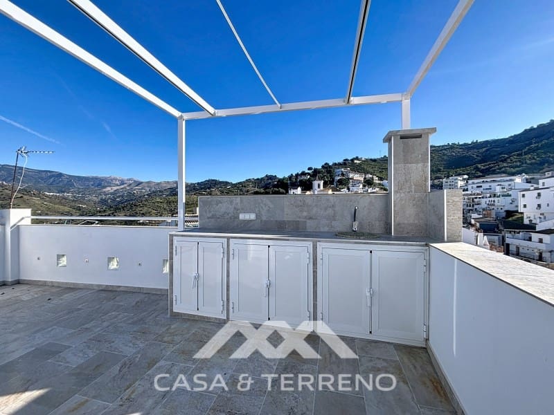 Maison de Ville de 3 chambres à louer à Sayalonga - 850 € (Ref: 9504729)