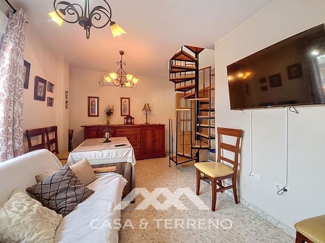 4 slaapkamer Penthouse te koop in El Morche, Torrox - € 260.000 (Ref: 9524697)