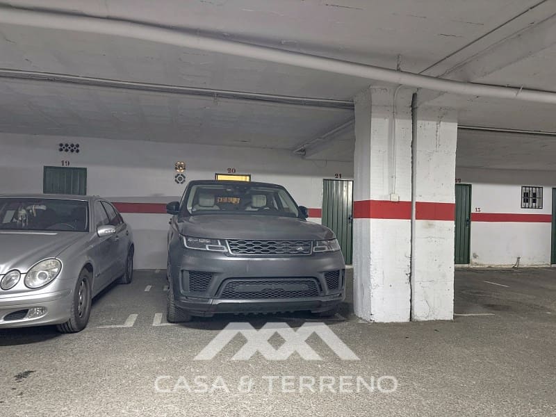3 soveværelse Lejlighed til salg i Torre del Mar med garage - € 325.000 (Ref: 9530896)