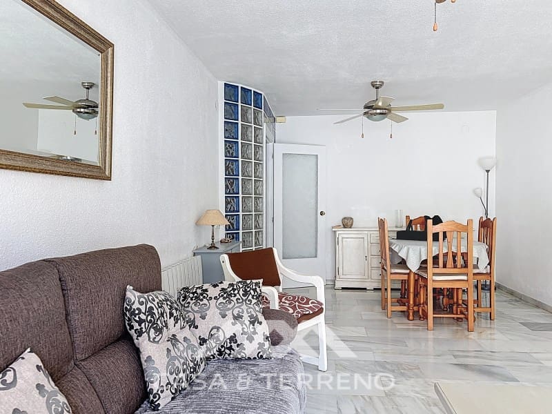 3 soveværelse Lejlighed til salg i Torre del Mar med garage - € 325.000 (Ref: 9530896)