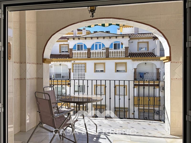 3 soveværelse Lejlighed til salg i Torre del Mar med garage - € 325.000 (Ref: 9530896)