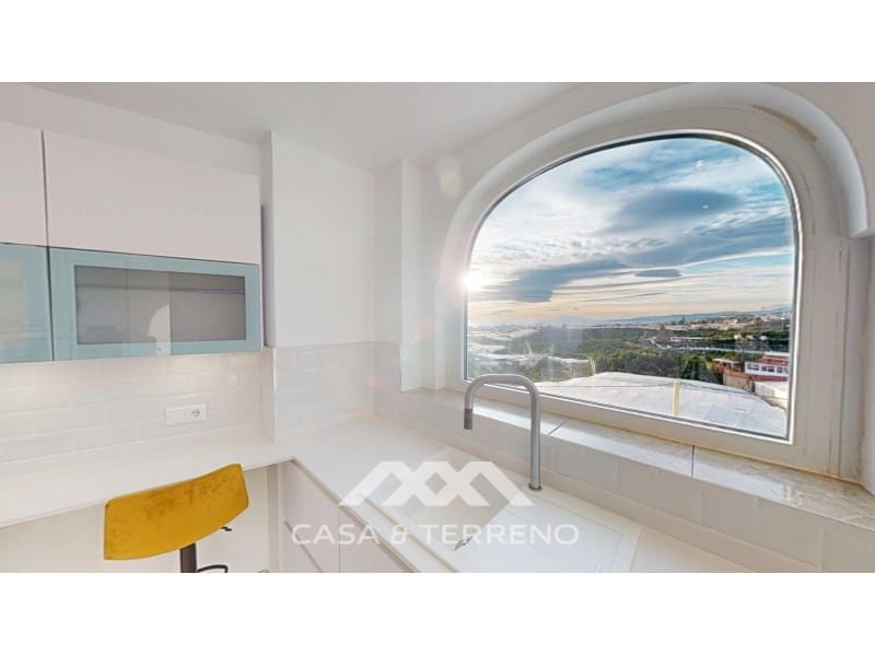 4 soverom Villa til salgs i Torrox-Costa med svømmebasseng garasje - € 748 000 (Ref: 9557965)