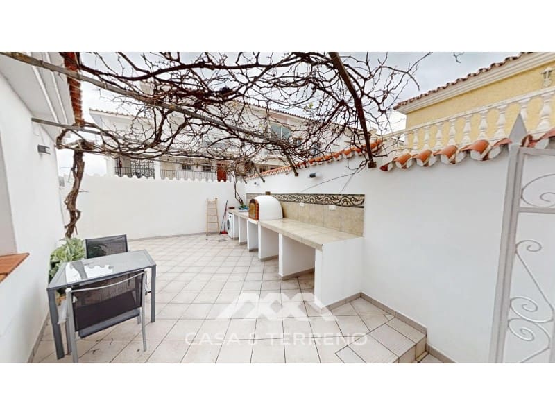 4 soverom Villa til salgs i Torrox-Costa med svømmebasseng garasje - € 748 000 (Ref: 9557965)