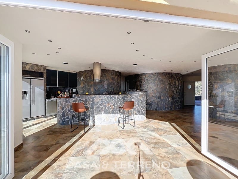 3 makuuhuone Huvila myytävänä paikassa Algarrobo mukana uima-altaan 
autotalli - 765 000 € (Ref: 9571357)