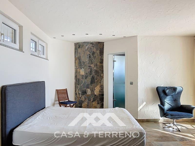 3 makuuhuone Huvila myytävänä paikassa Algarrobo mukana uima-altaan 
autotalli - 765 000 € (Ref: 9571357)