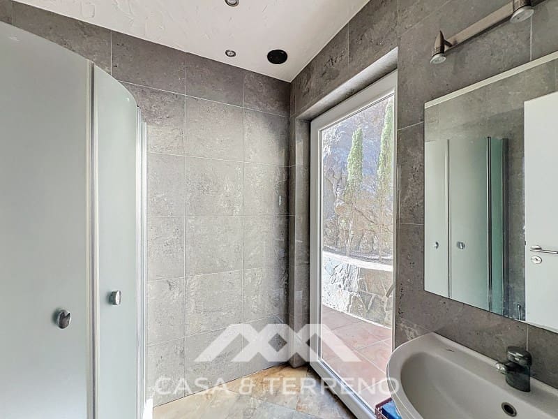 3 makuuhuone Huvila myytävänä paikassa Algarrobo mukana uima-altaan 
autotalli - 765 000 € (Ref: 9571357)