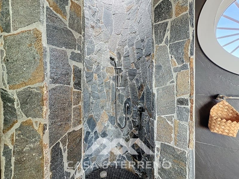 3 makuuhuone Huvila myytävänä paikassa Algarrobo mukana uima-altaan 
autotalli - 765 000 € (Ref: 9571357)